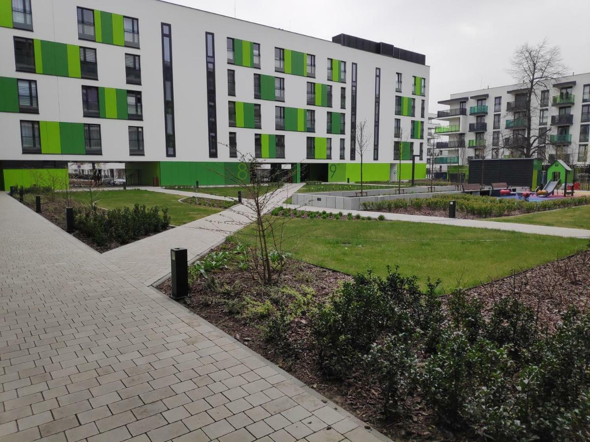 FIRST -- Green Żoliborz apartment 1 Warschau Buitenkant foto